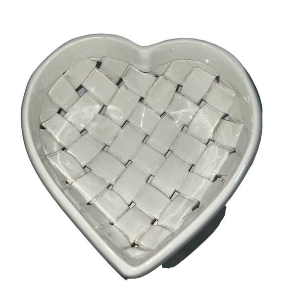 White Lattice Heart Bowl Made In Italy 6” Open Weave - Picture 1 of 10
